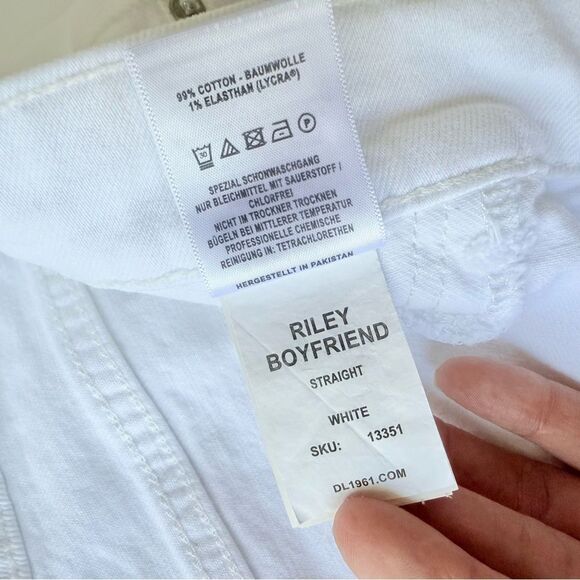 DL1961 Riley Boyfriend Straight Cut Cropped Length Jean in White Size 30 - Picture 12 of 13